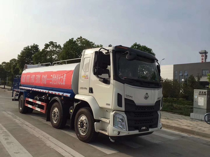 東風柳汽乘龍18方灑水抑塵綠化噴灑車 東風柳汽乘龍18方灑水抑塵綠化噴灑車圖片