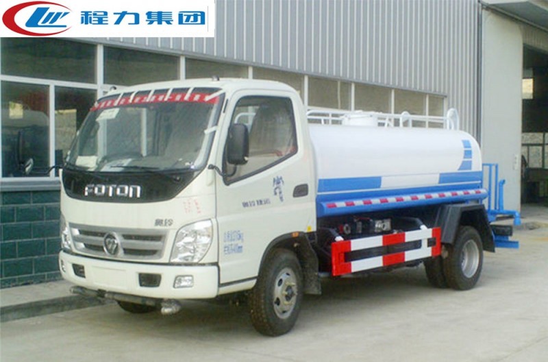 福田奧鈴5-6方灑水車(chē)