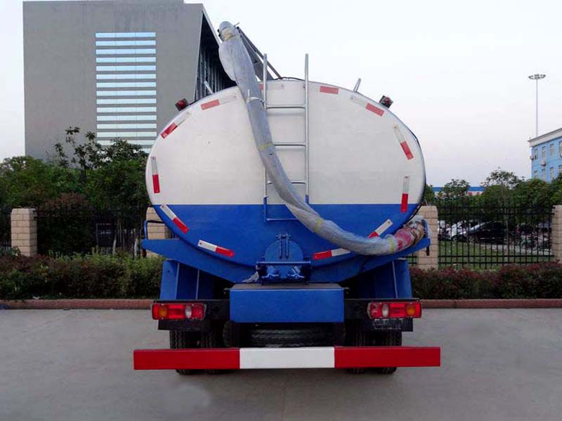 東風(fēng)天錦14方吸糞車