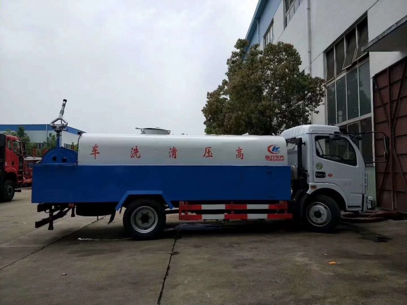 東風大多利卡高壓清洗車