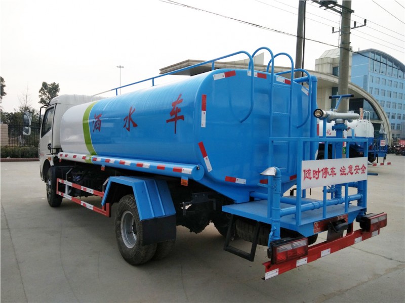 東風多利卡(9.5方)綠化噴灑車 東風多利卡(9.5方)綠化噴灑車圖片