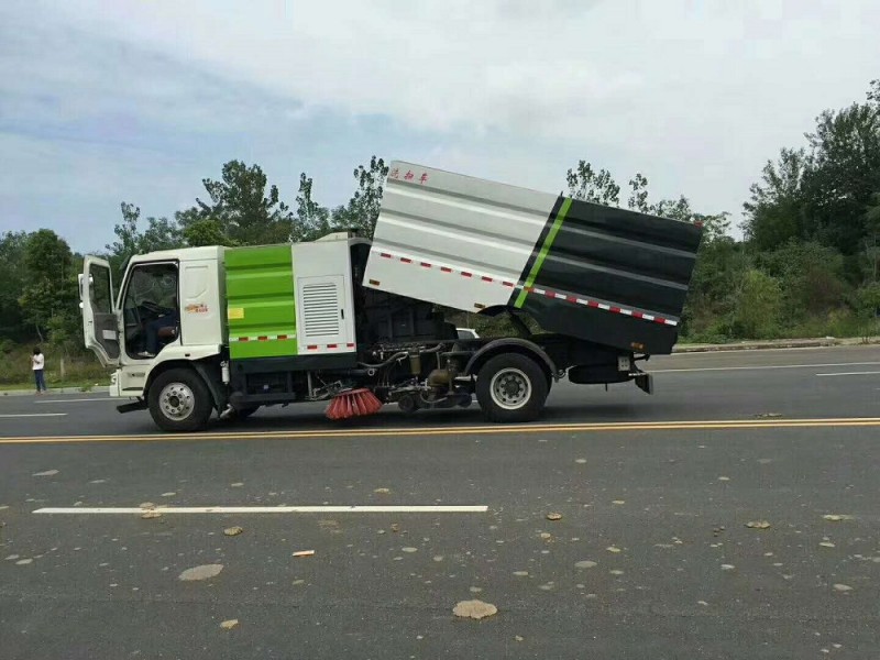 東風柳汽12方洗掃車