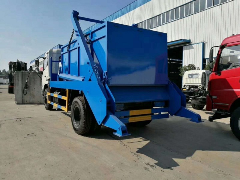 東風天錦10-12方擺臂垃圾車