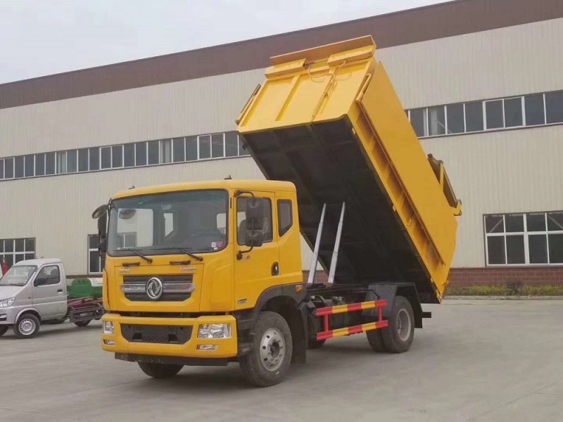 東風(fēng)多利卡D9(12方)對(duì)接垃圾車