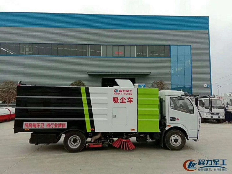 東風(fēng)大多利卡8方吸塵車(chē)